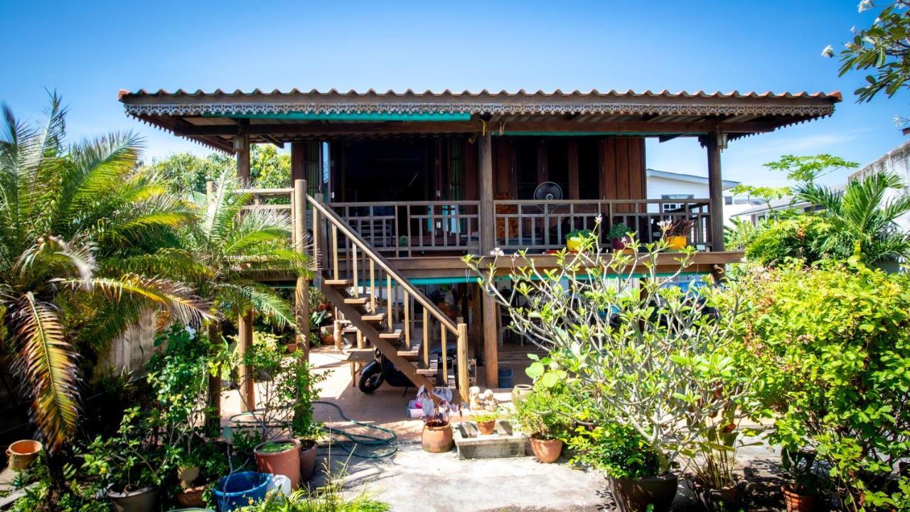 Seesea Thai Wooden House On Beachfront Prachuap Khiri Khan Eksteriør bilde