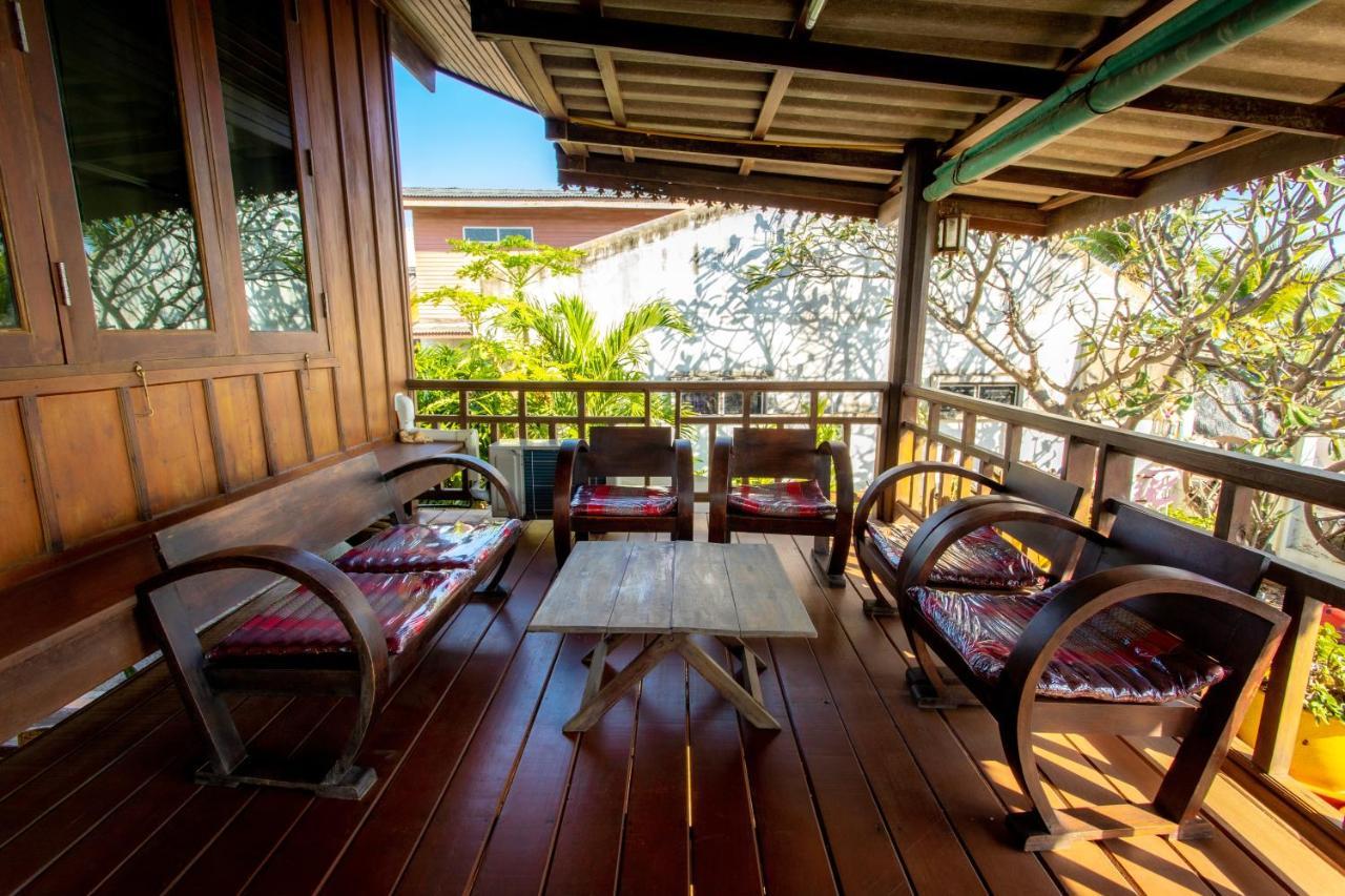 Seesea Thai Wooden House On Beachfront Prachuap Khiri Khan Eksteriør bilde